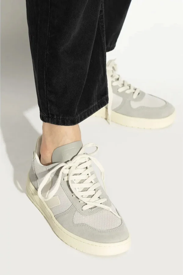 V-10 sneakers - Image 2
