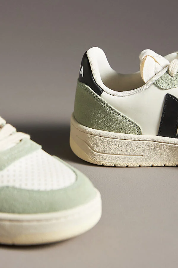 V-10 Sneakers - Image 3