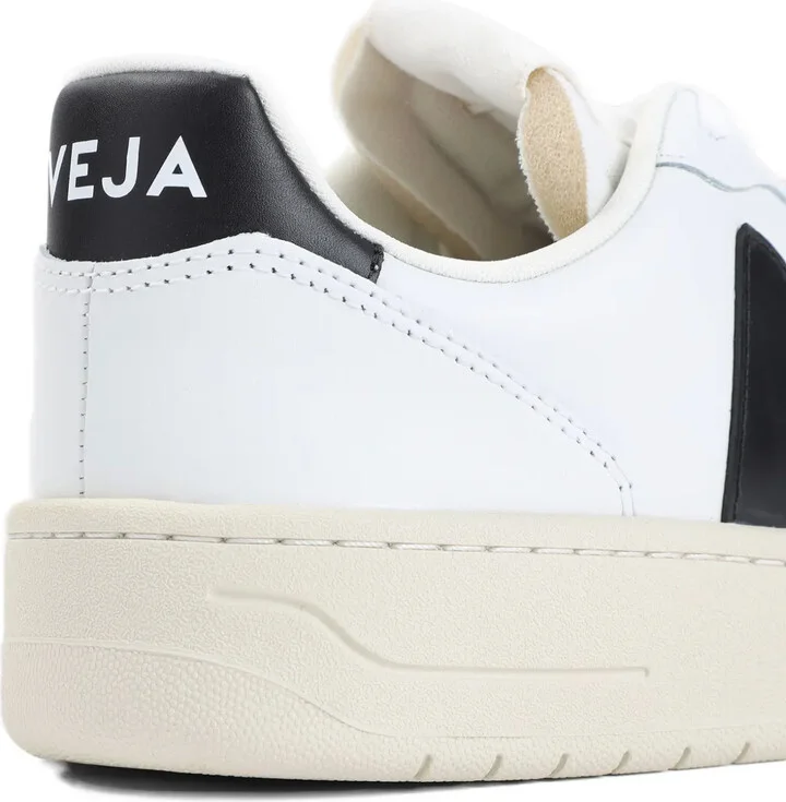 V-10 sneakers - Image 4