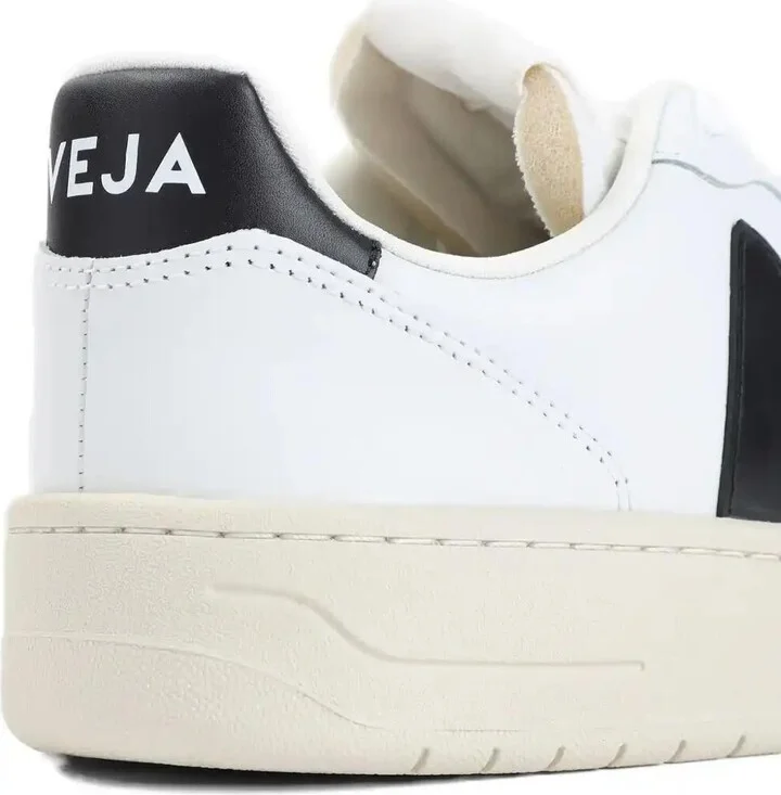 V-10 Sneakers - Image 4