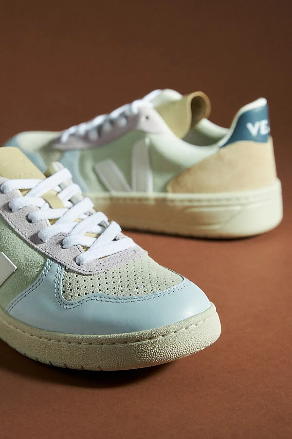 V-10 Sneakers - Image 3