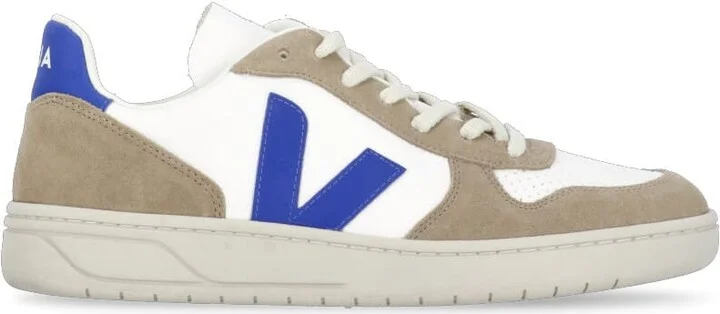 V-10 Sneakers