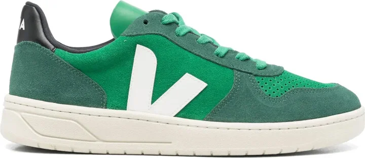 V-10 sneakers
