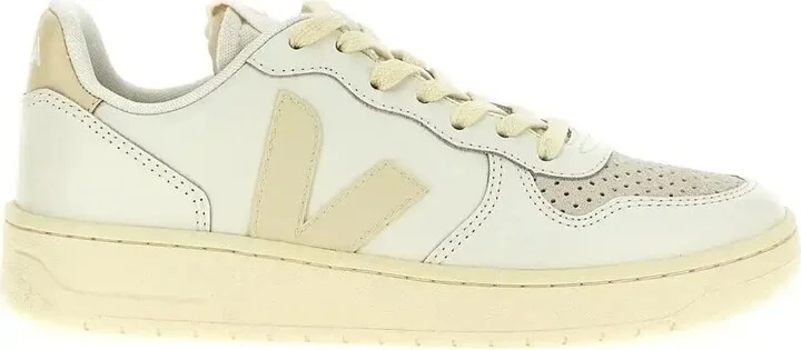 V-10 Sneakers