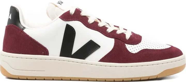 V-10 sneakers