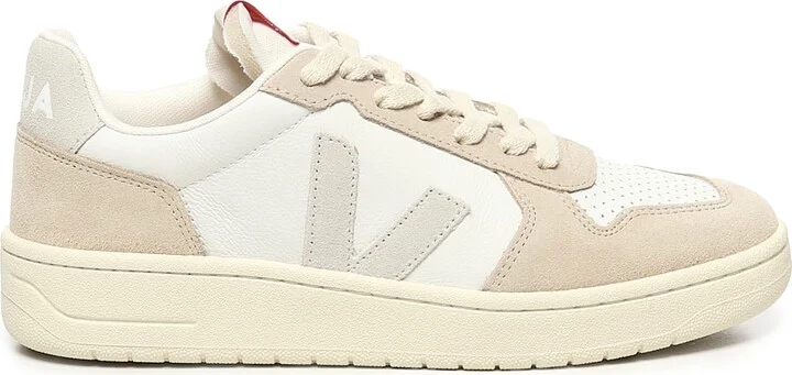 V-82 Sneakers