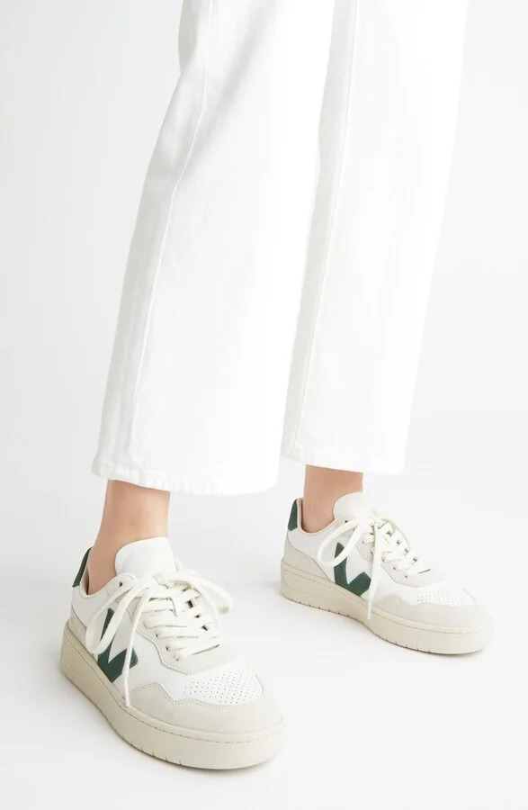 V-90 Leather Sneaker - Image 7