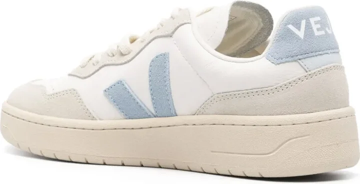V-90 low-top leather sneakers - Image 3