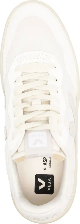 V-90 low-top sneakers - Image 4