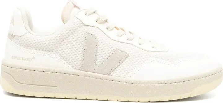 V-90 low-top sneakers
