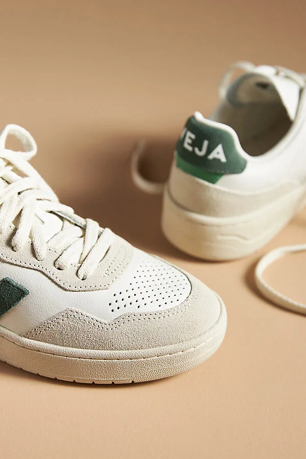 V-90 Sneakers - Image 3