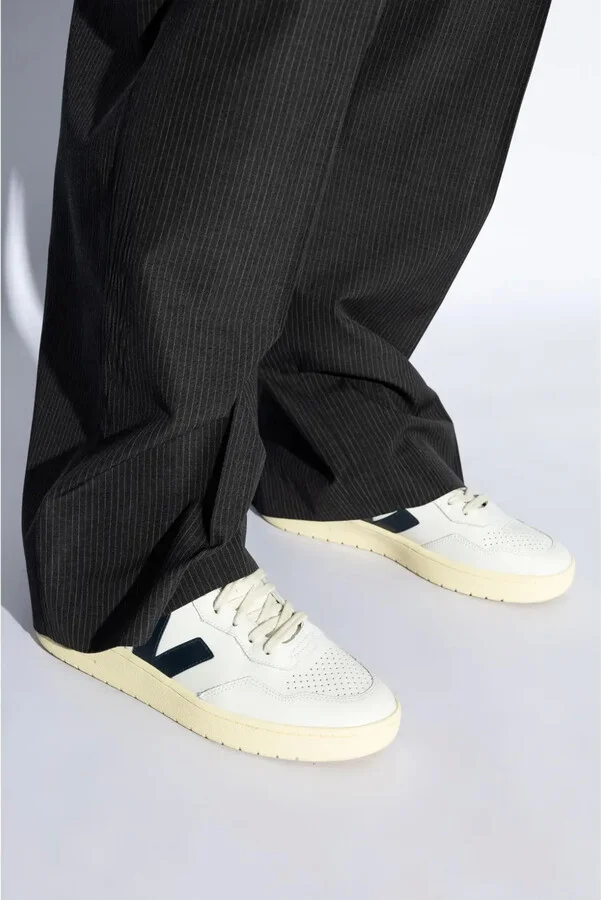 V-90 sneakers - Image 2