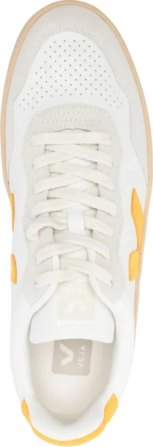 V-90 sneakers - Image 4