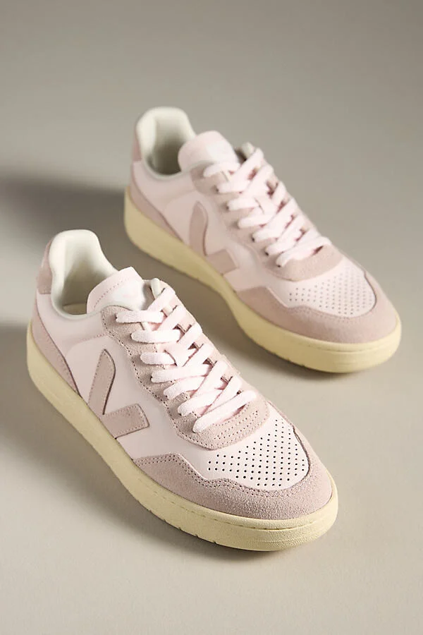V-90 Sneakers - Image 3