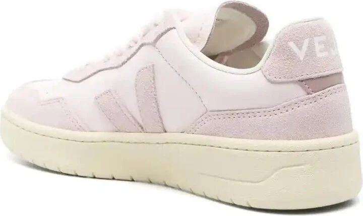 V-90 Sneakers - Image 3