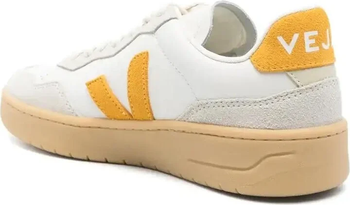 V-90 Sneakers - Image 3