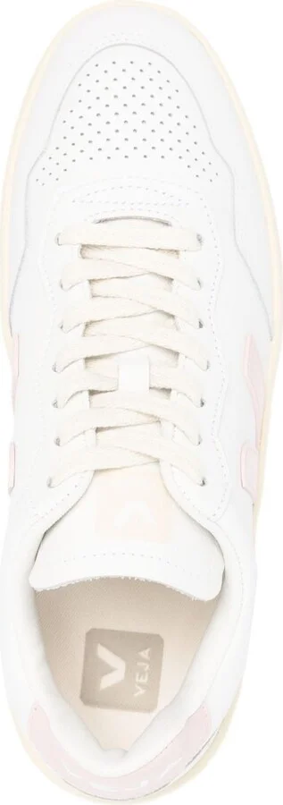 V-90 Sneakers - Image 4