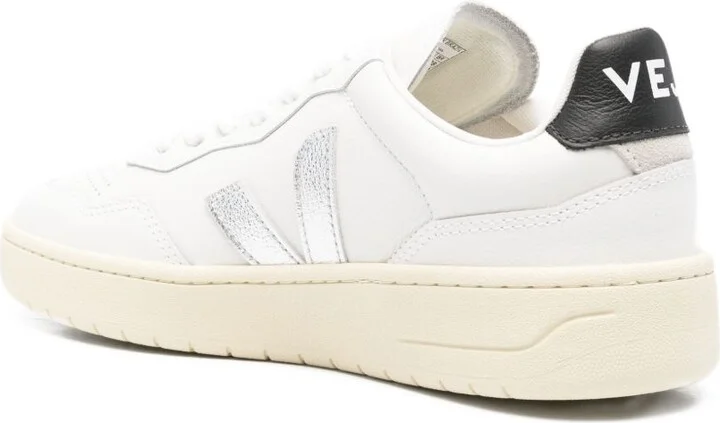 V-90 Sneakers - Image 3