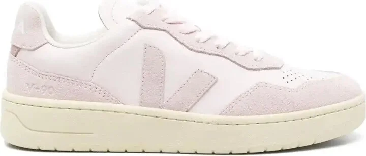 V-90 Sneakers