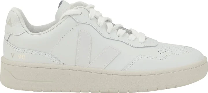 V-90 Sneakers