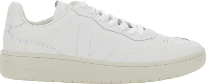 'v-90' White Sneakers With Logo Patch On The Tongue And Logo Lettering On The Heel In Leather Unisex