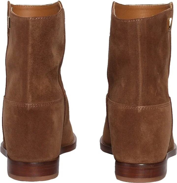 V Logo Boots - Image 3