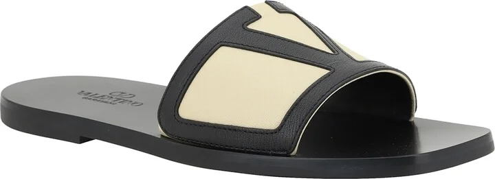 V Logo Sandals - Image 2