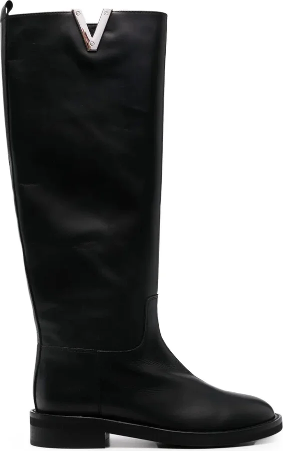 V-plaque knee-length boots