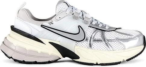 Summit White & Metallic Silver
