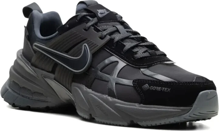 V2K Run GORE-TEX "Black/Iron Grey/Medium Ash/Black" sneakers - Image 2