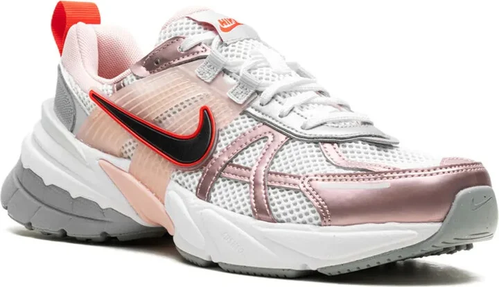 V2K Run "Legend pink" sneakers - Image 2