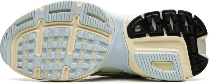 V2K Run "Metallic Platinum" sneakers - Image 4