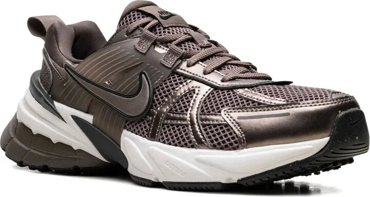 V2K Run "Mink Brown/Ironstone/Team Anthracite" sneakers - Image 2