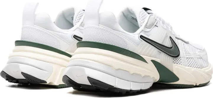 V2K Run "Platinum Green" sneakers - Image 3