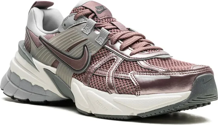 V2K Run "Smokey Mauve" sneakers - Image 2