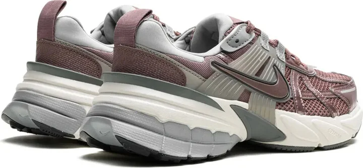V2K Run "Smokey Mauve" sneakers - Image 3
