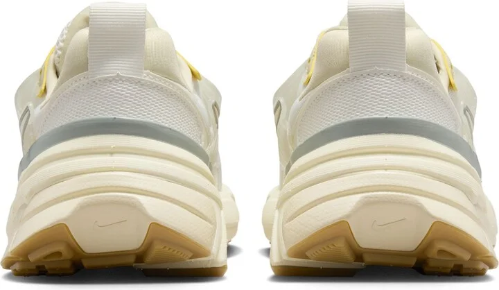 V2K Run Sneaker - Image 5