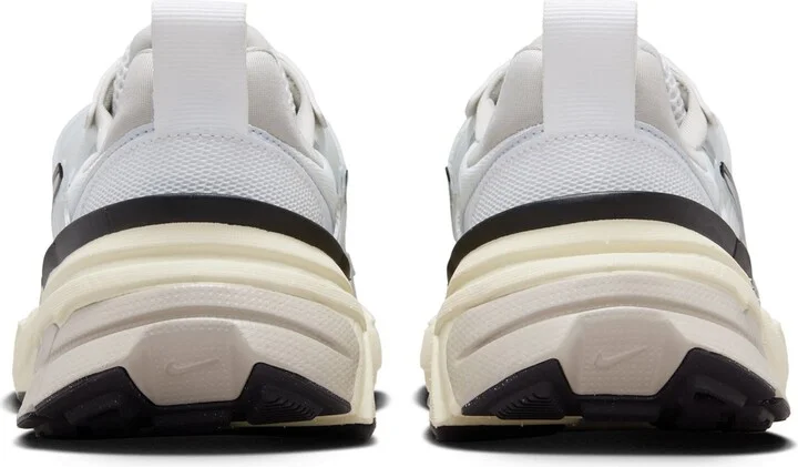 V2K Run Sneaker - Image 6