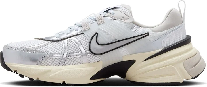 V2K Run Sneaker - Image 7