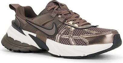 V2K Run Sneaker - Image 2