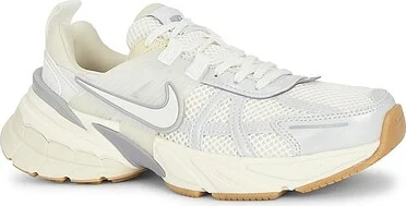 V2k Run Sneaker - Image 2