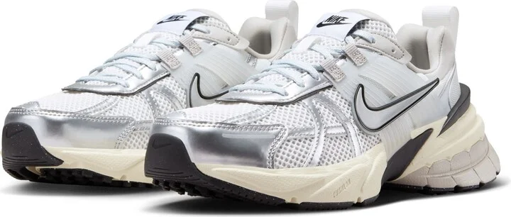 V2K Run Sneaker