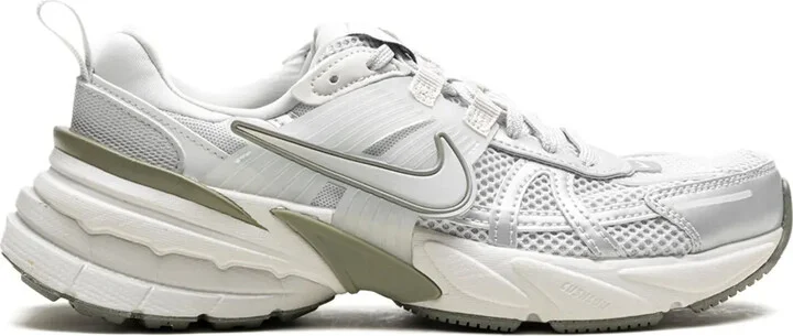 V2K Run sneakers