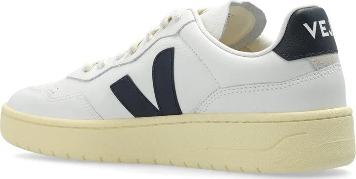 V90 Low-top Sneakers - Image 3