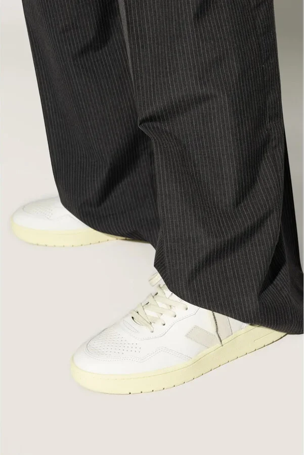 V90 sneakers - Image 2