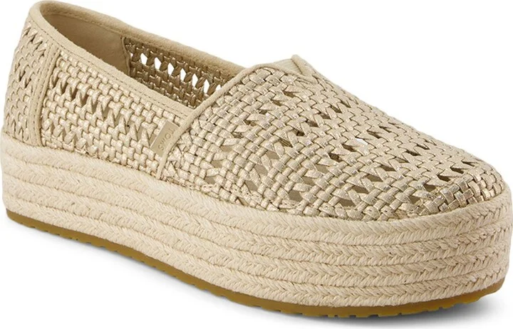 Gold Crochet