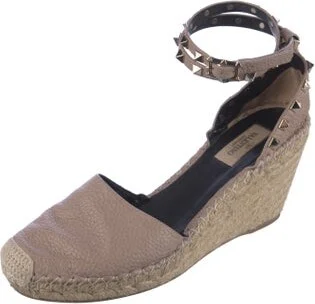 Valentino - Image 2