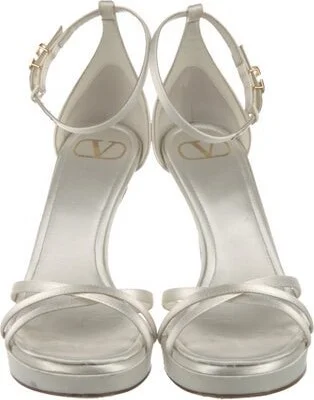 Valentino - Image 2