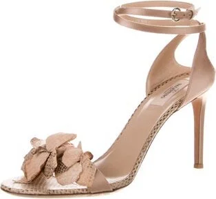 Valentino - Image 2