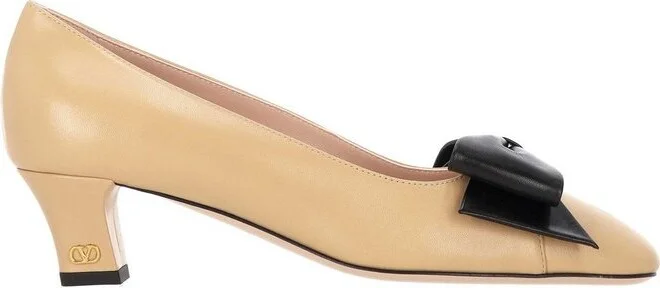Valentino Bowow Logo Plaque Pumps